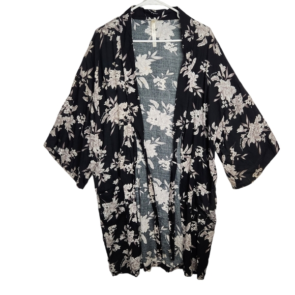 Spiritual Gangster Maya Women’s Size OS Black Floral Tie Front Kimono Duster - Picture 1 of 8